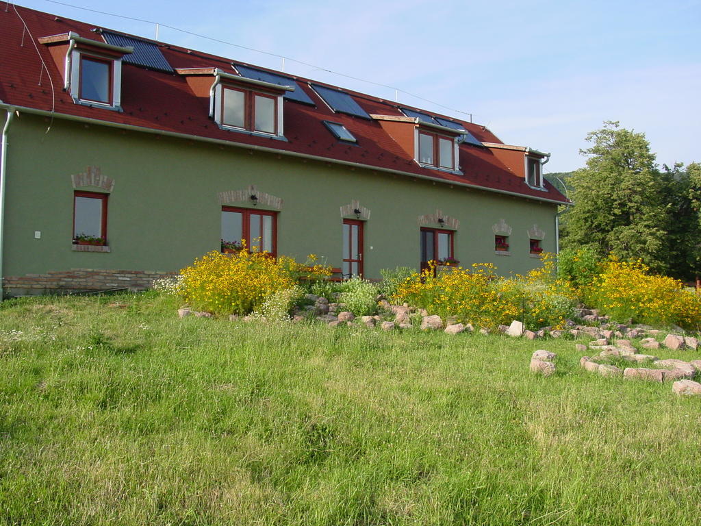 Tótvár lovas szálláshely Kovagotottos Exterior foto